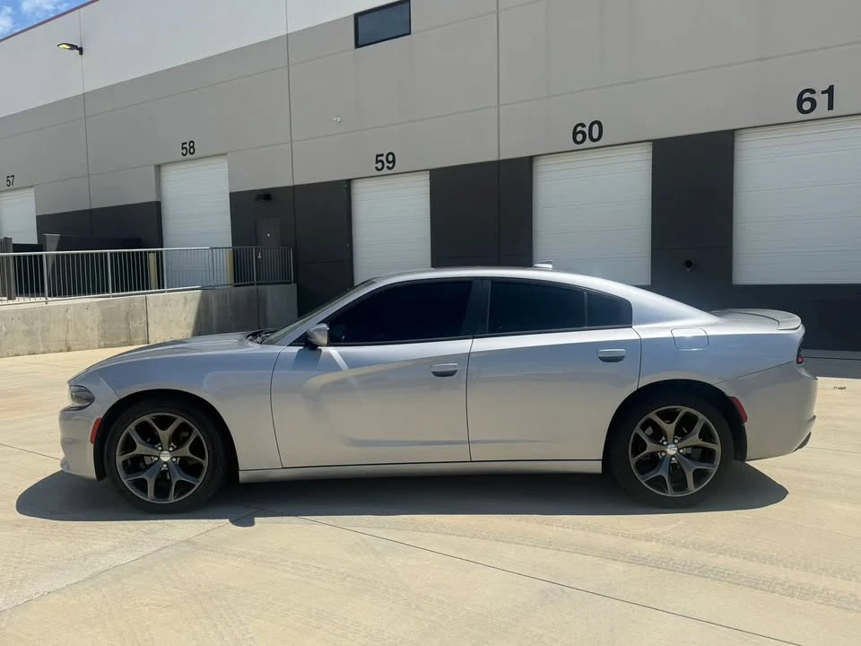 2015 Dodge Charger 7th Gen - Image 2 of 15