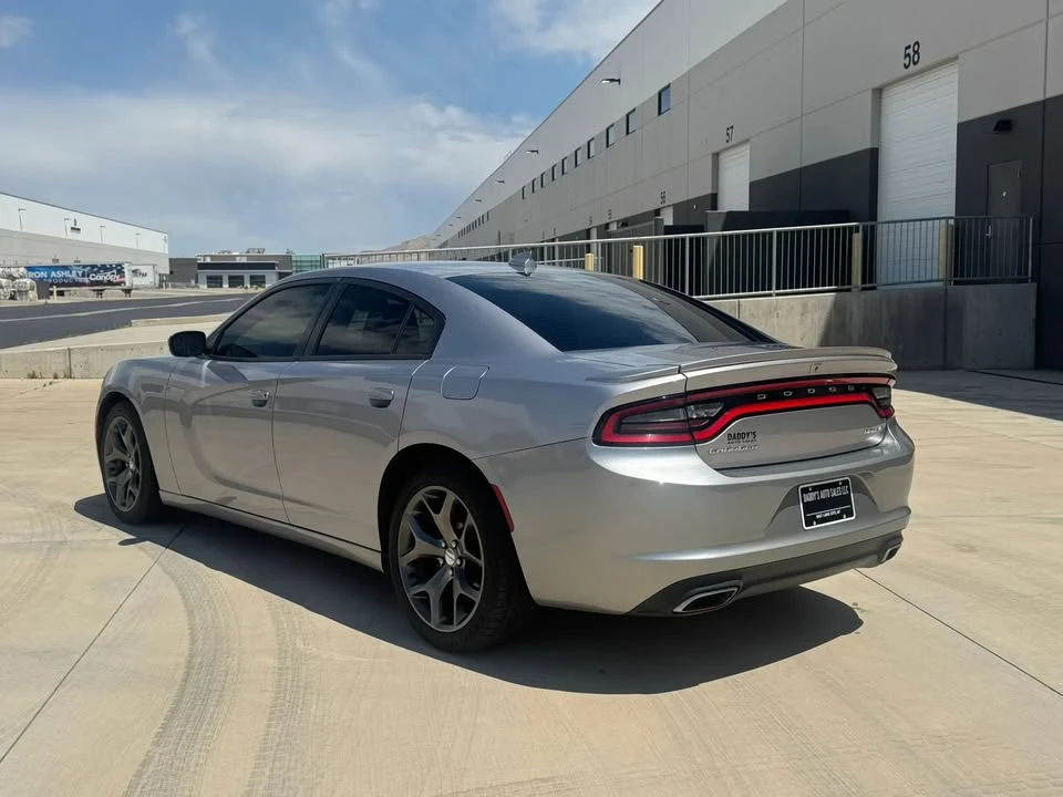 2015 Dodge Charger 7th Gen - Image 3 of 15