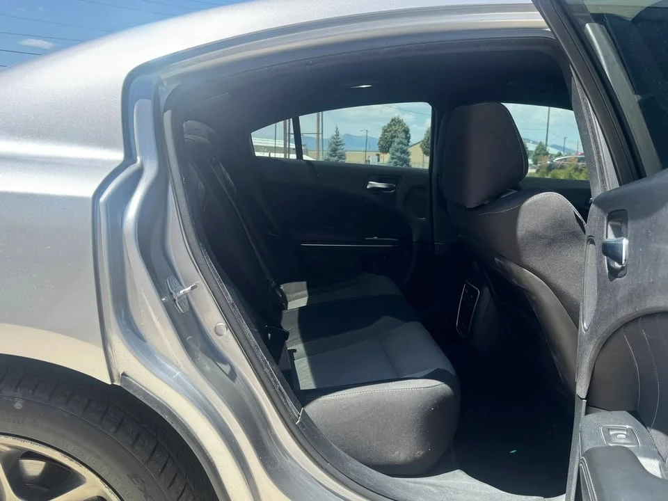 2015 Dodge Charger 7th Gen - Image 14 of 15