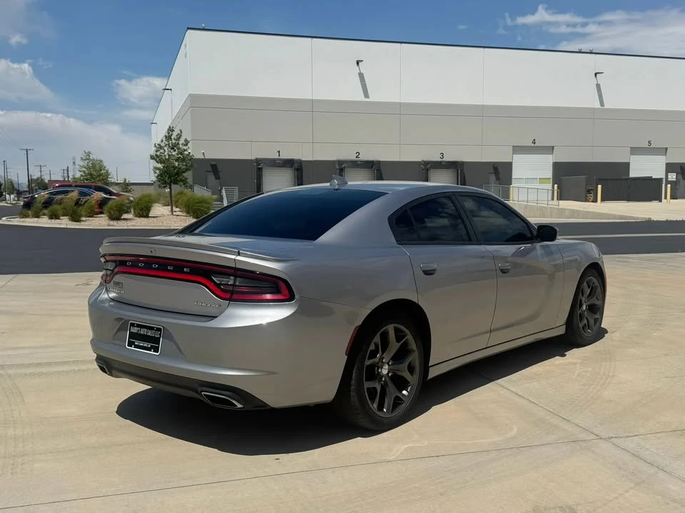 2015 Dodge Charger 7th Gen - Image 5 of 15