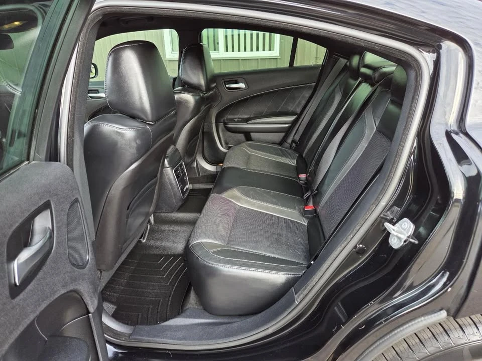 2015 Dodge Charger 7th Gen - Image 19 of 21