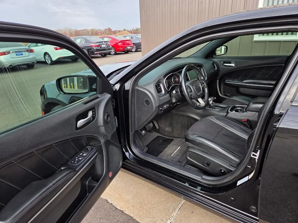 2015 Dodge Charger 7th Gen - Image 20 of 21