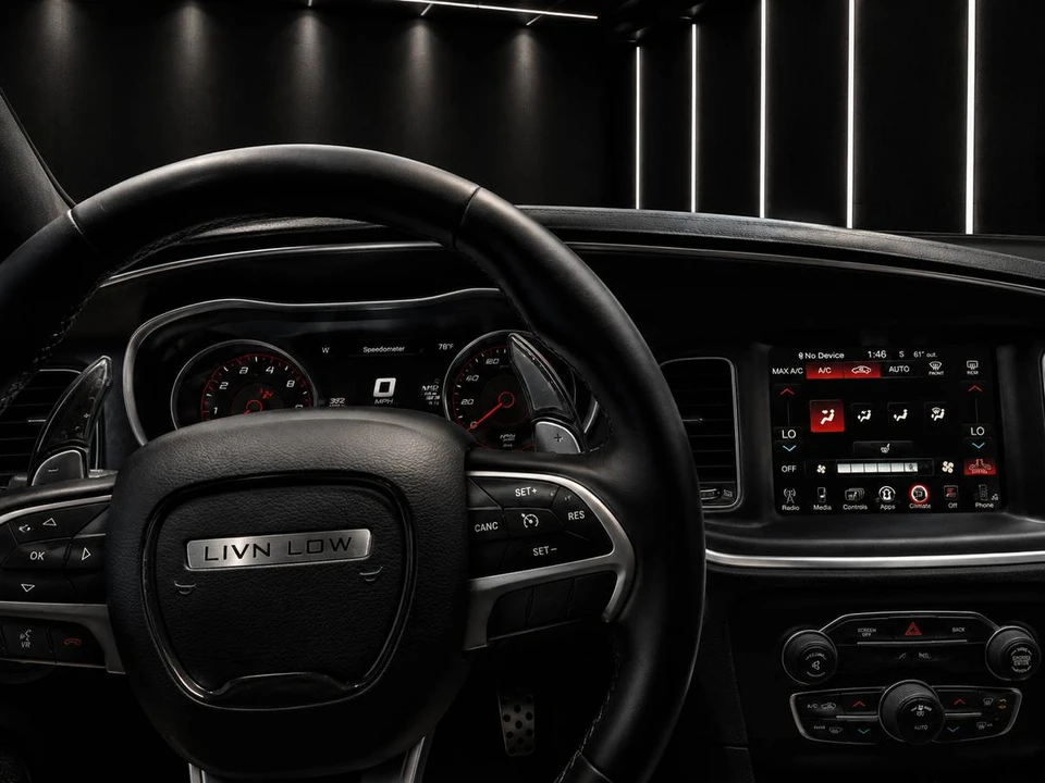2015 Dodge Charger 7th Gen - Image 5 of 18