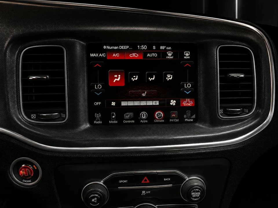 2015 Dodge Charger 7th Gen - Image 2 of 18