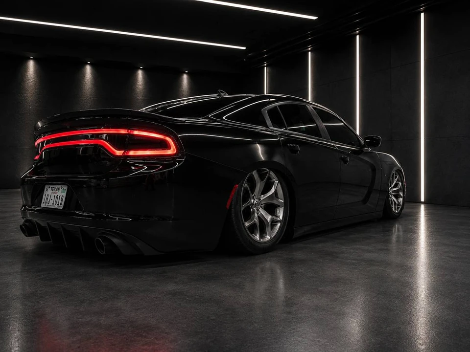 2015 Dodge Charger 7th Gen - Image 8 of 18