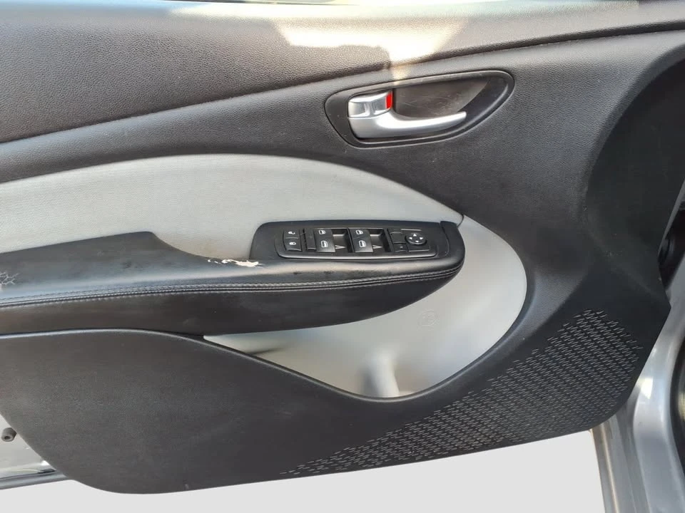 2015 Dodge Dart - Image 14 of 20