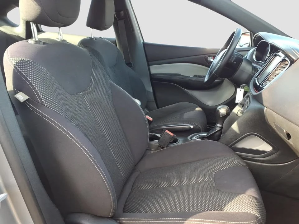 2015 Dodge Dart - Image 9 of 20