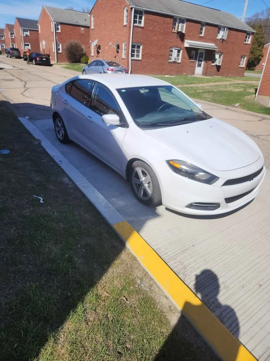 2015 Dodge Dart PF - Image 2 of 4