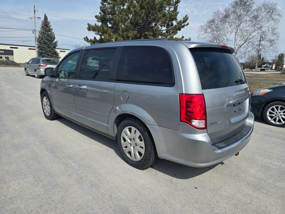 2015 Dodge Caravan - Image 6 of 18