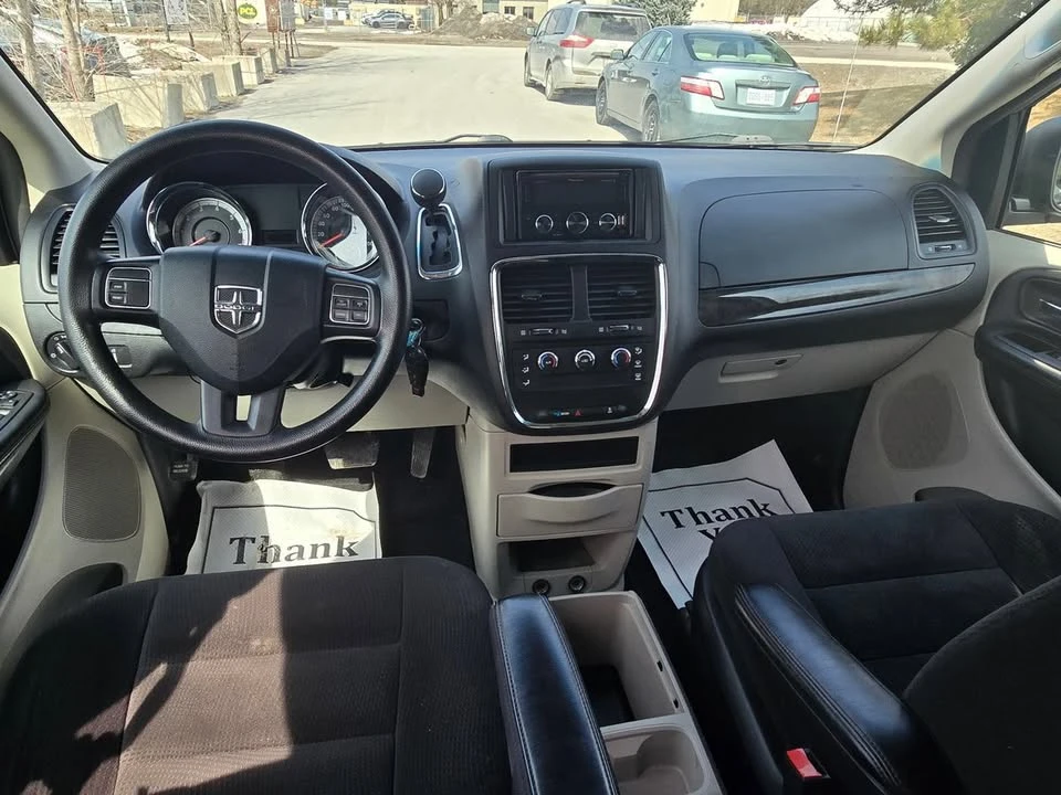 2015 Dodge Caravan - Image 14 of 18
