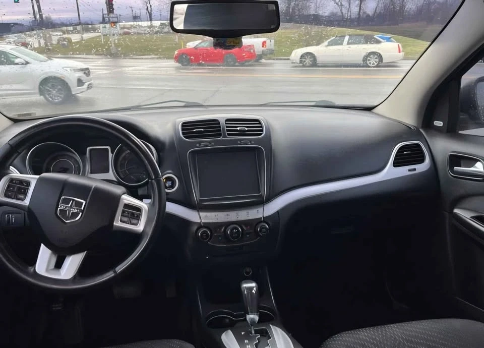 2015 Dodge Journey - Image 2 of 3