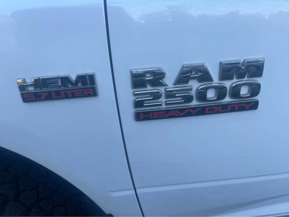 2015 Dodge Ram - Image 2 of 11