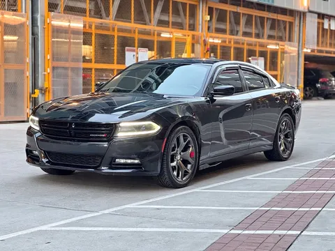 2015 Dodge sxt sedan 4d