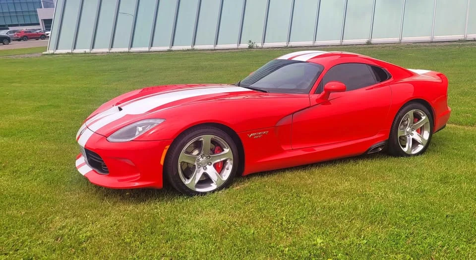 2015 Dodge Viper 5th Gen - Image 3 of 18