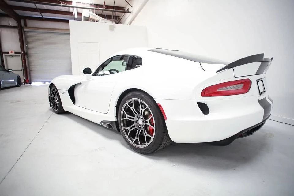 2015 Dodge Viper 5th Gen - Image 4 of 19