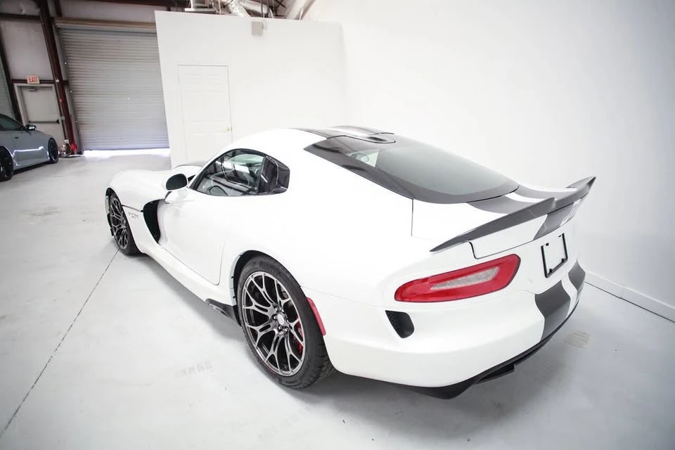 2015 Dodge Viper 5th Gen - Image 18 of 19