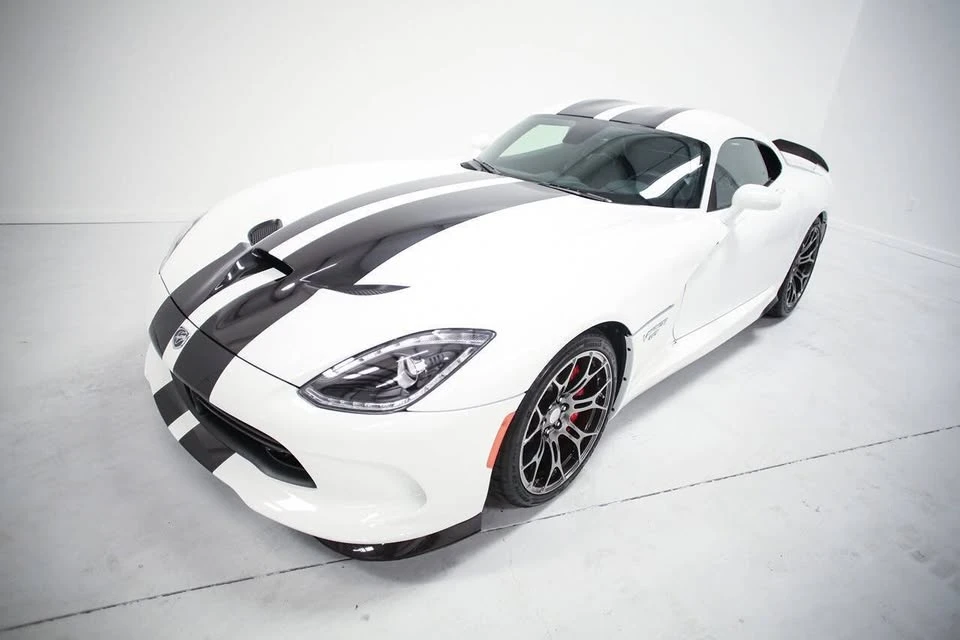 2015 Dodge Viper 5th Gen - Image 17 of 19