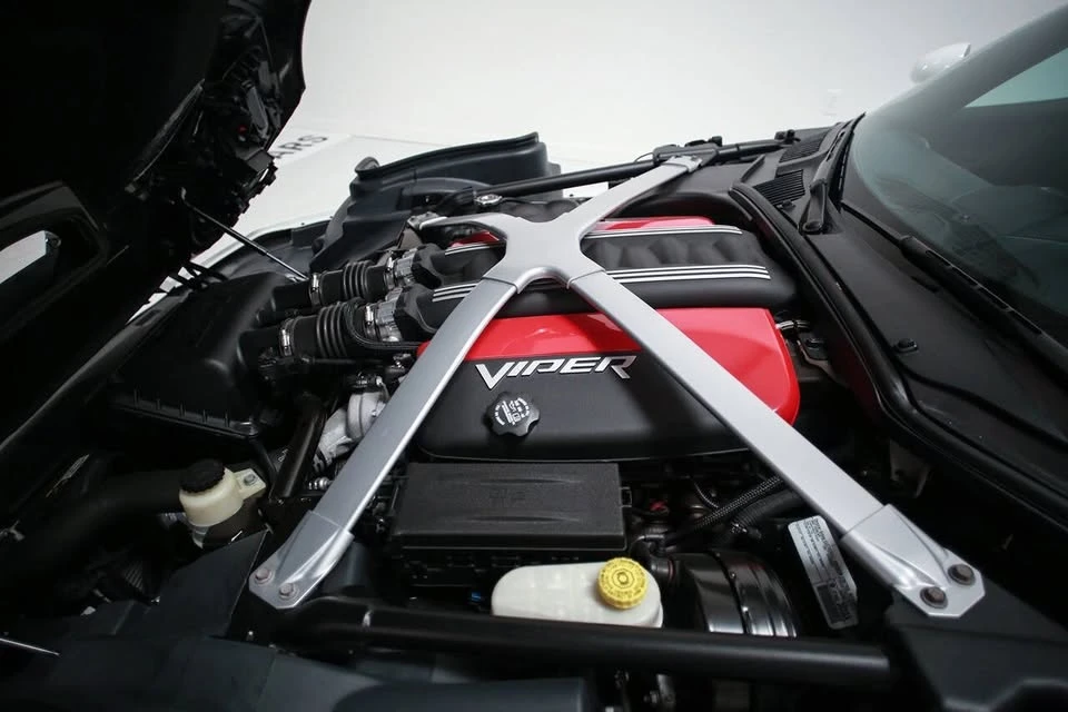 2015 Dodge Viper 5th Gen - Image 15 of 19