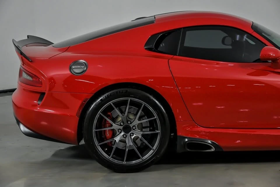 2015 Dodge Viper 5th Gen - Image 13 of 20