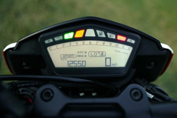 2015 Ducati Hypermotard - Image 4 of 6