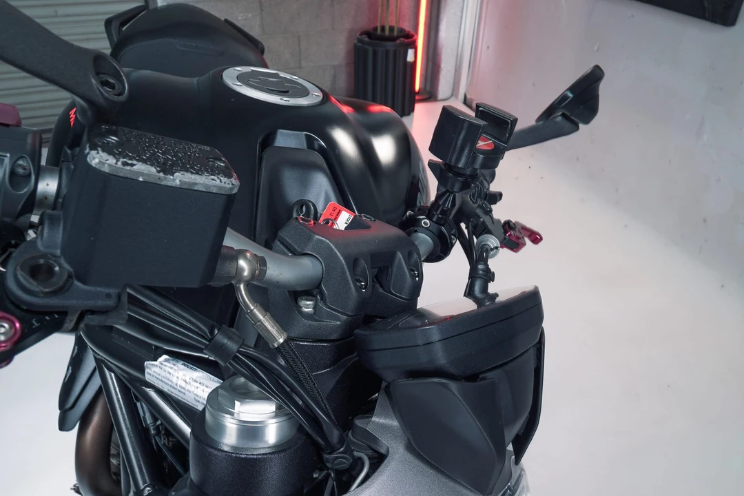 2015 Ducati Monster - Image 31 of 31