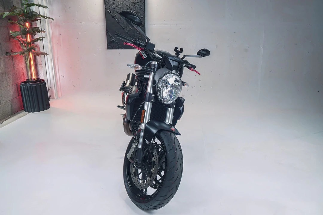 2015 Ducati Monster - Image 4 of 31