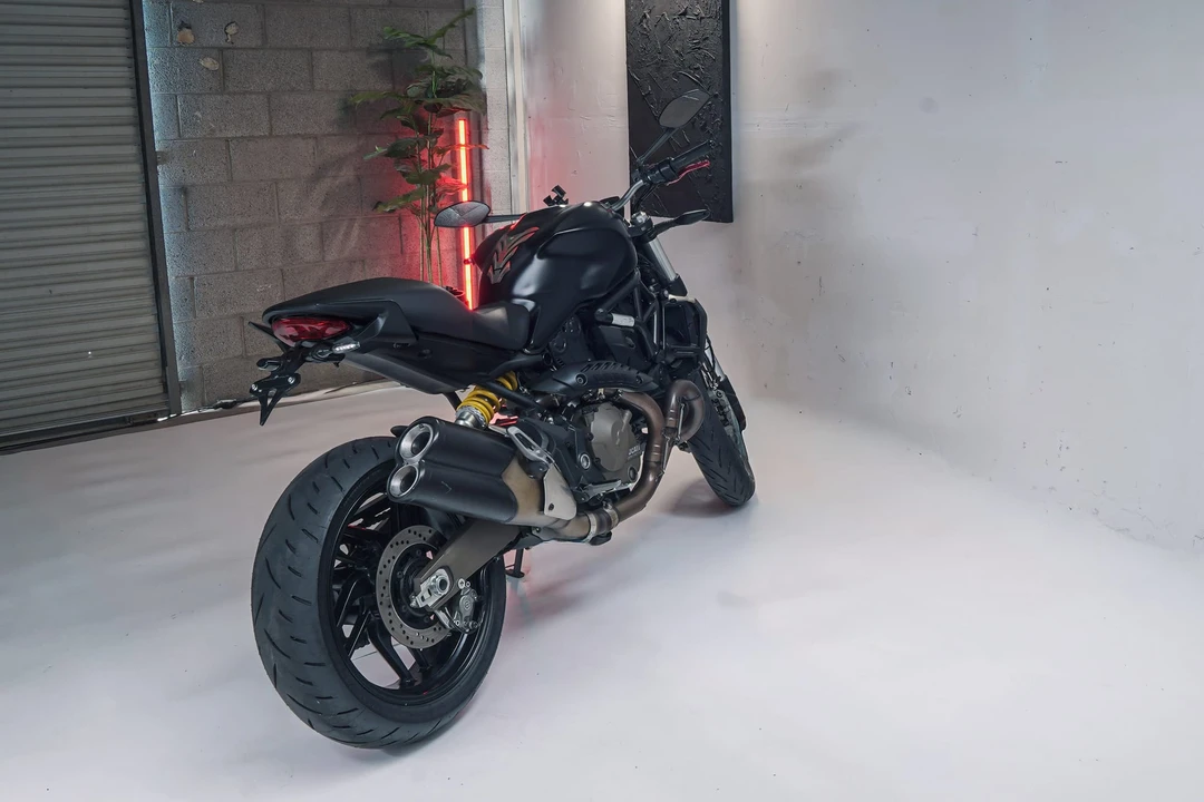 2015 Ducati Monster - Image 12 of 31