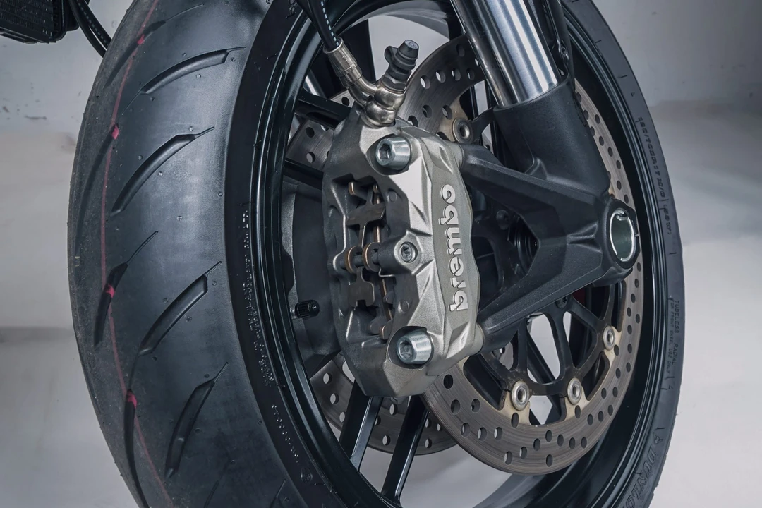 2015 Ducati Monster - Image 15 of 31