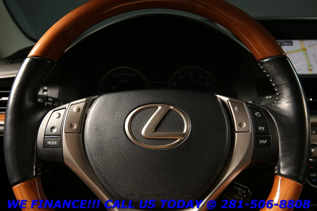 2015 Lexus ES 6th Gen - Image 14 of 21