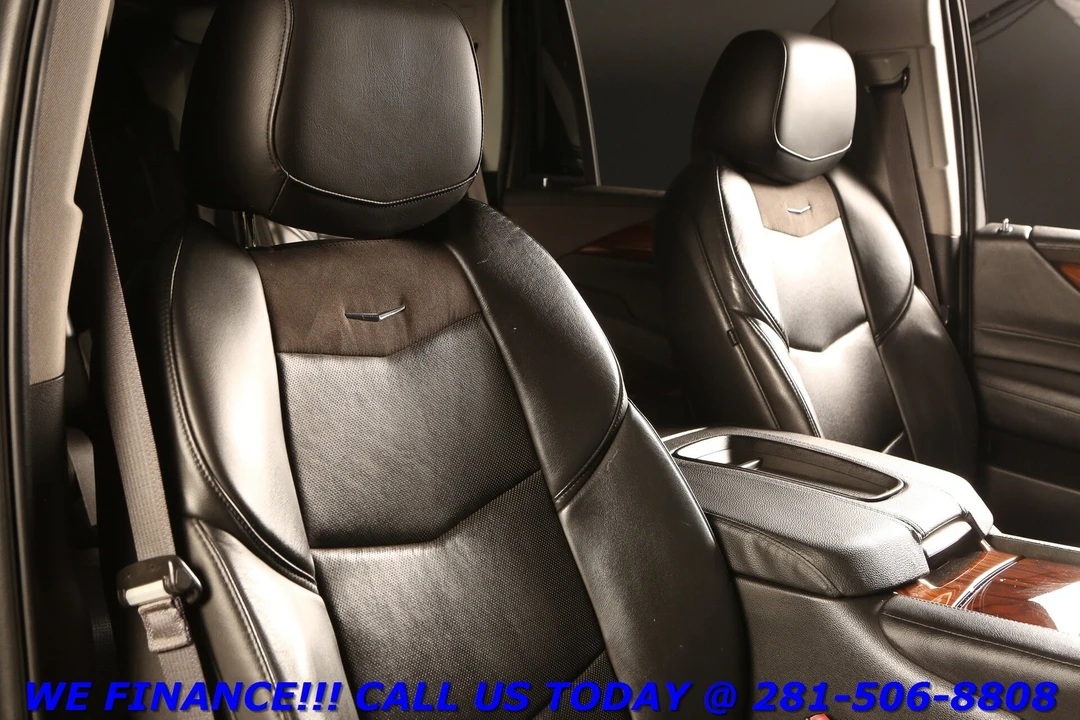 2015 Cadillac Escalade 4th Gen - Image 19 of 21