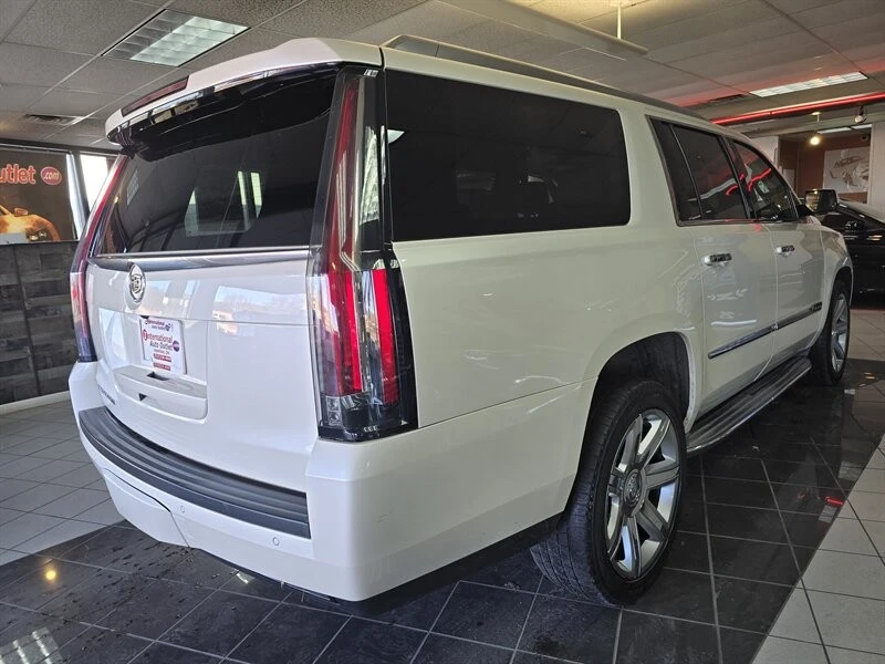 2015 Cadillac Escalade 4th Gen - Image 4 of 4
