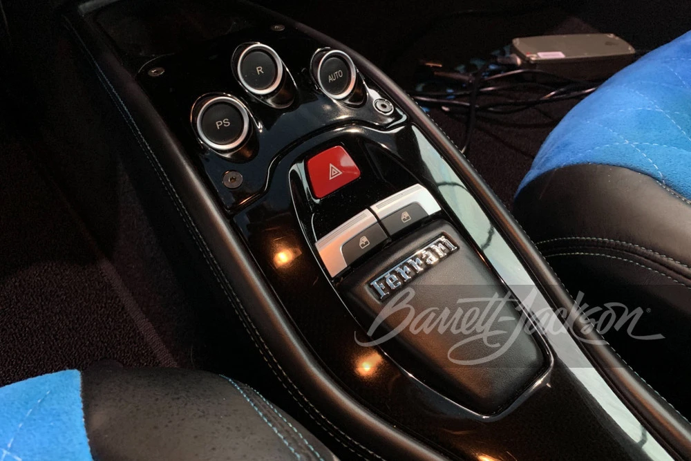 2015 Ferrari 458 Italia - Image 8 of 18