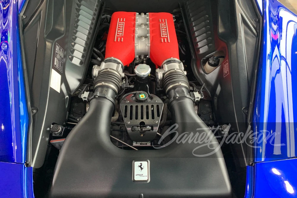 2015 Ferrari 458 Italia - Image 9 of 18