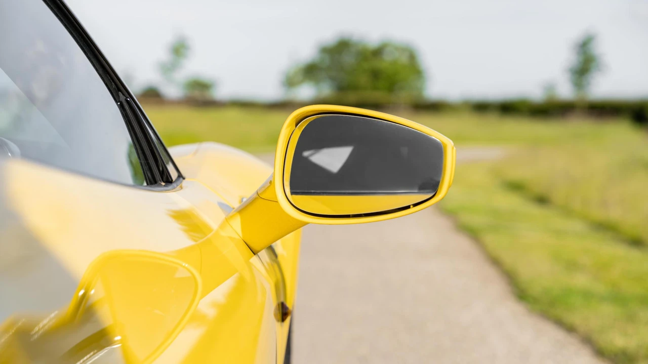 2015 Ferrari 458 Speciale - Image 20 of 31