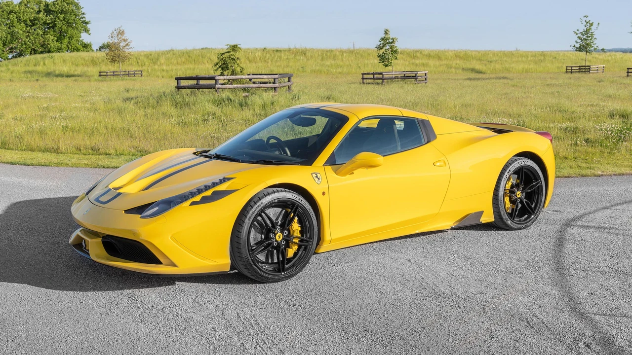 2015 Ferrari 458 Speciale Aperta - Image 6 of 31