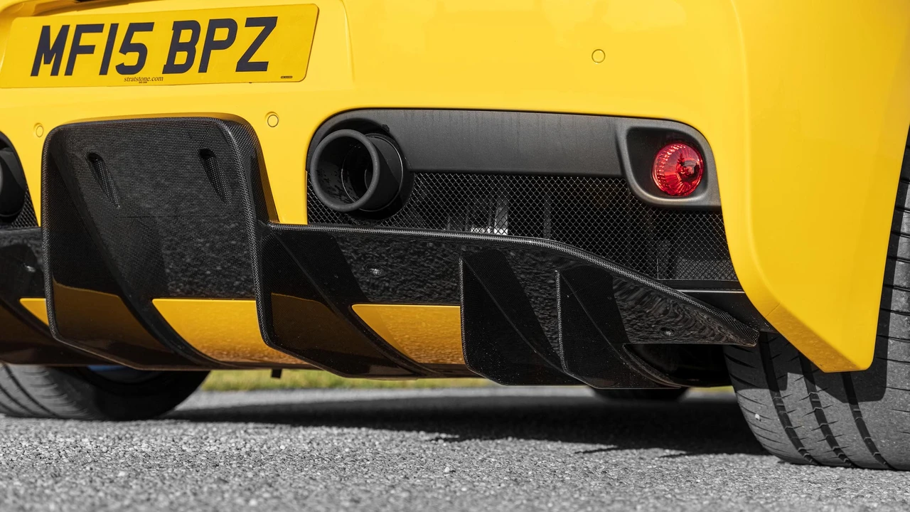 2015 Ferrari 458 Speciale Aperta - Image 31 of 31
