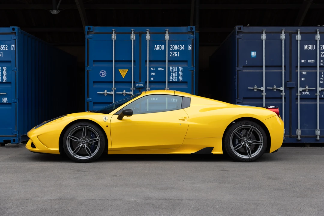 2015 Ferrari 458 Speciale Aperta - Image 22 of 31