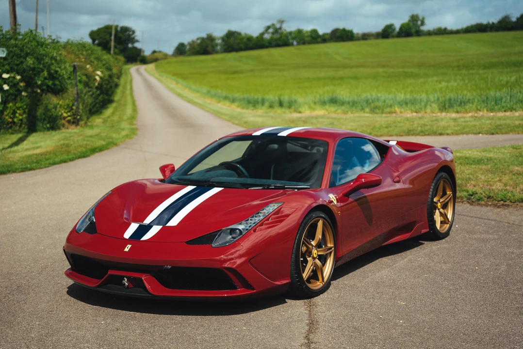 2015 Ferrari 458 Speciale - Image 19 of 31