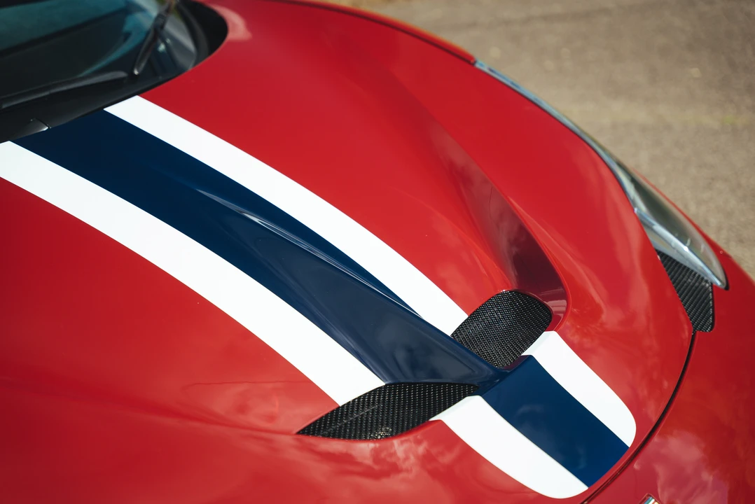 2015 Ferrari 458 Speciale - Image 28 of 31