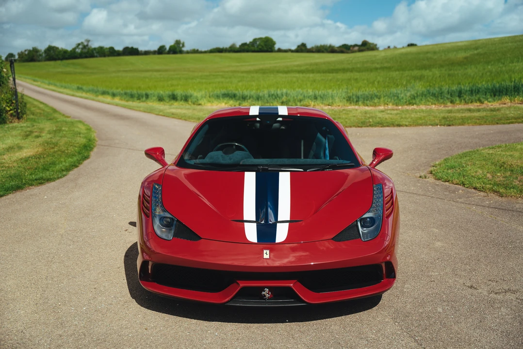 2015 Ferrari 458 Speciale - Image 18 of 31