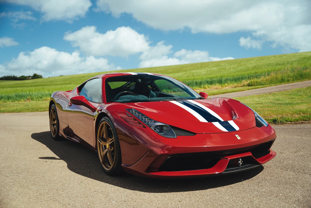 2015 Ferrari 458 Speciale - Image 10 of 31