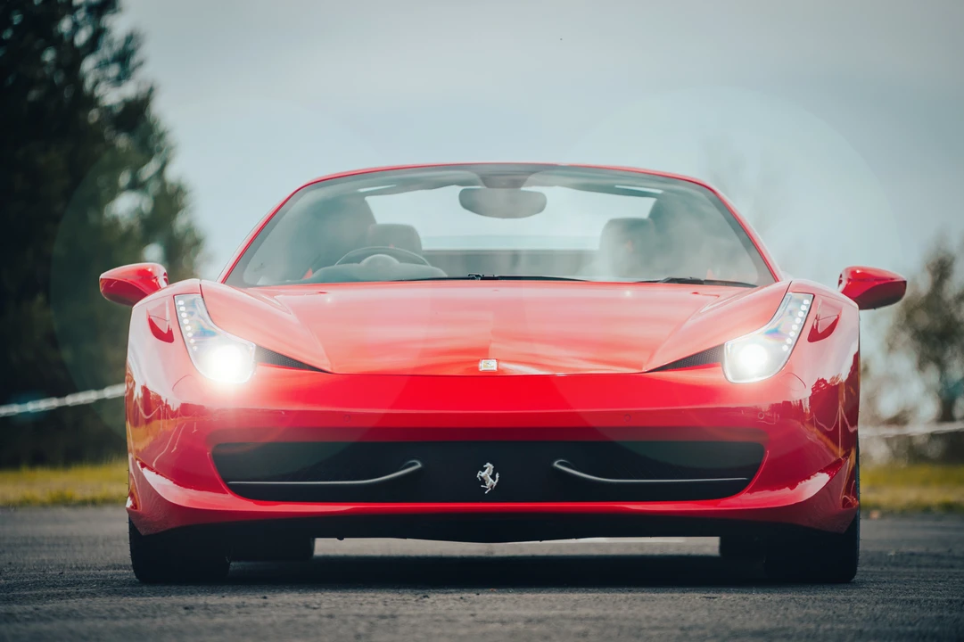 2015 Ferrari 458 Spider - Image 11 of 31