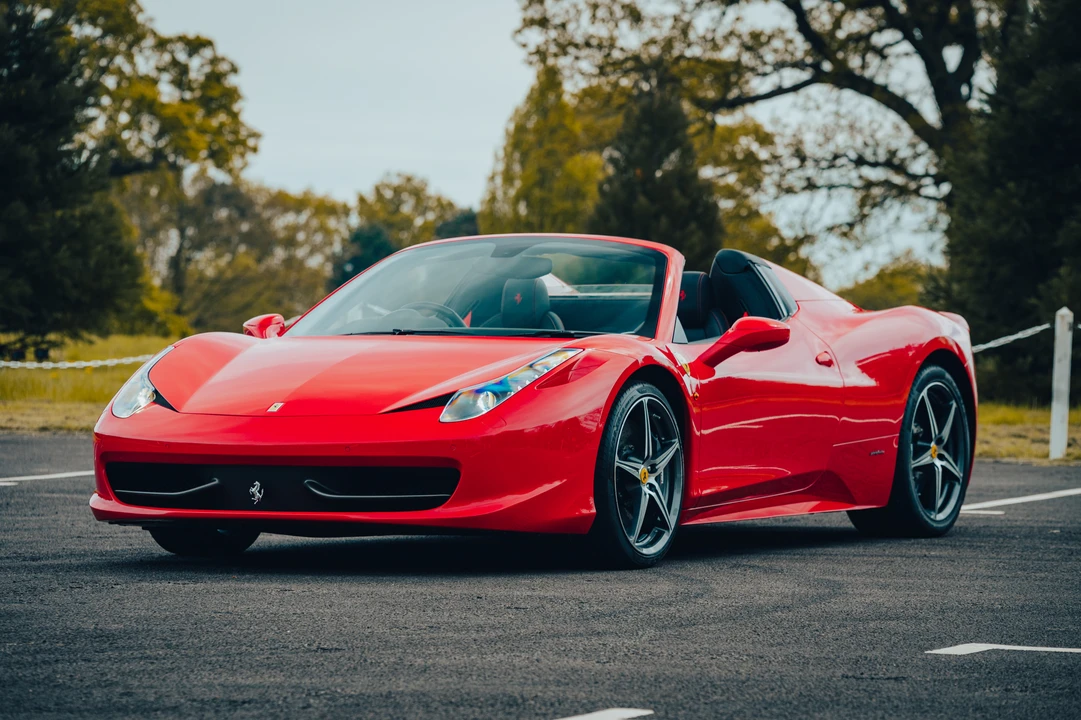 2015 Ferrari 458 Spider - Image 2 of 31