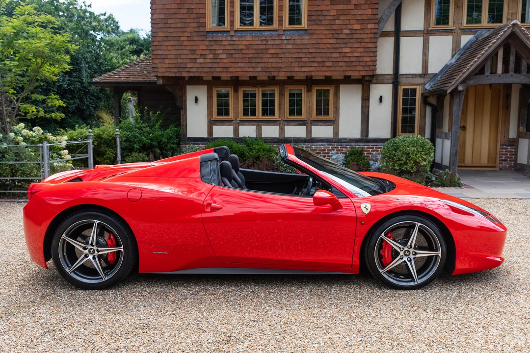2015 Ferrari 458 Spider - Image 13 of 31