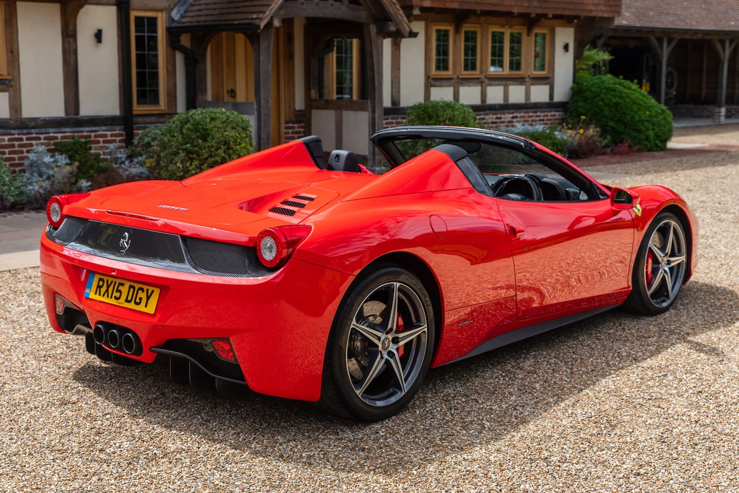 2015 Ferrari 458 Spider - Image 14 of 31