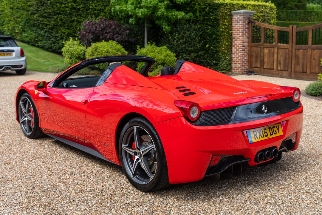 2015 Ferrari 458 Spider - Image 16 of 31