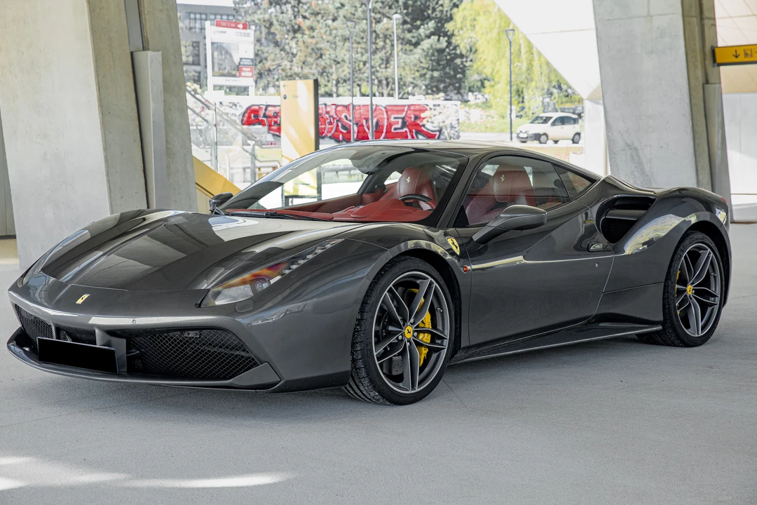 2015 Ferrari 488 GTB - Image 4 of 31