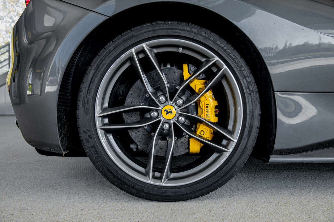 2015 Ferrari 488 GTB - Image 29 of 31