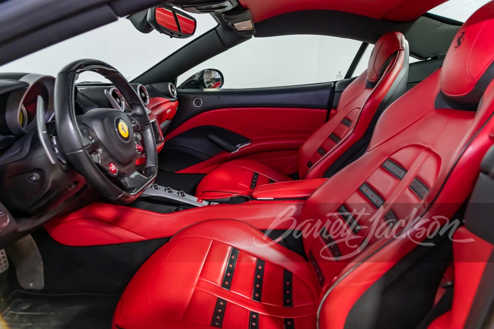 2015 Ferrari California T - Image 3 of 31