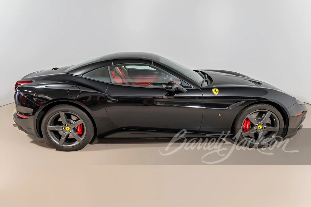 2015 Ferrari California T - Image 28 of 31